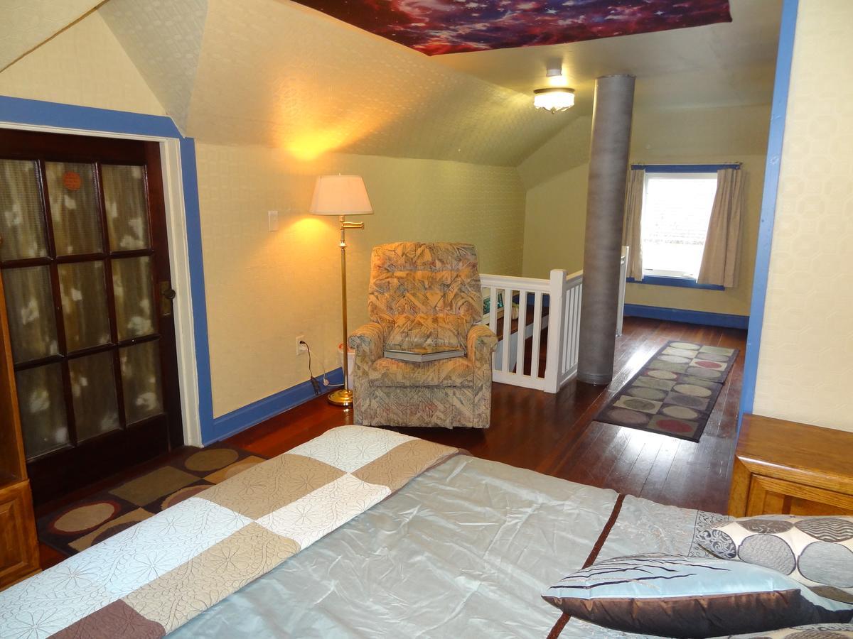 Covered By Faith Rentals -Storybook Home Rochester Exterior foto